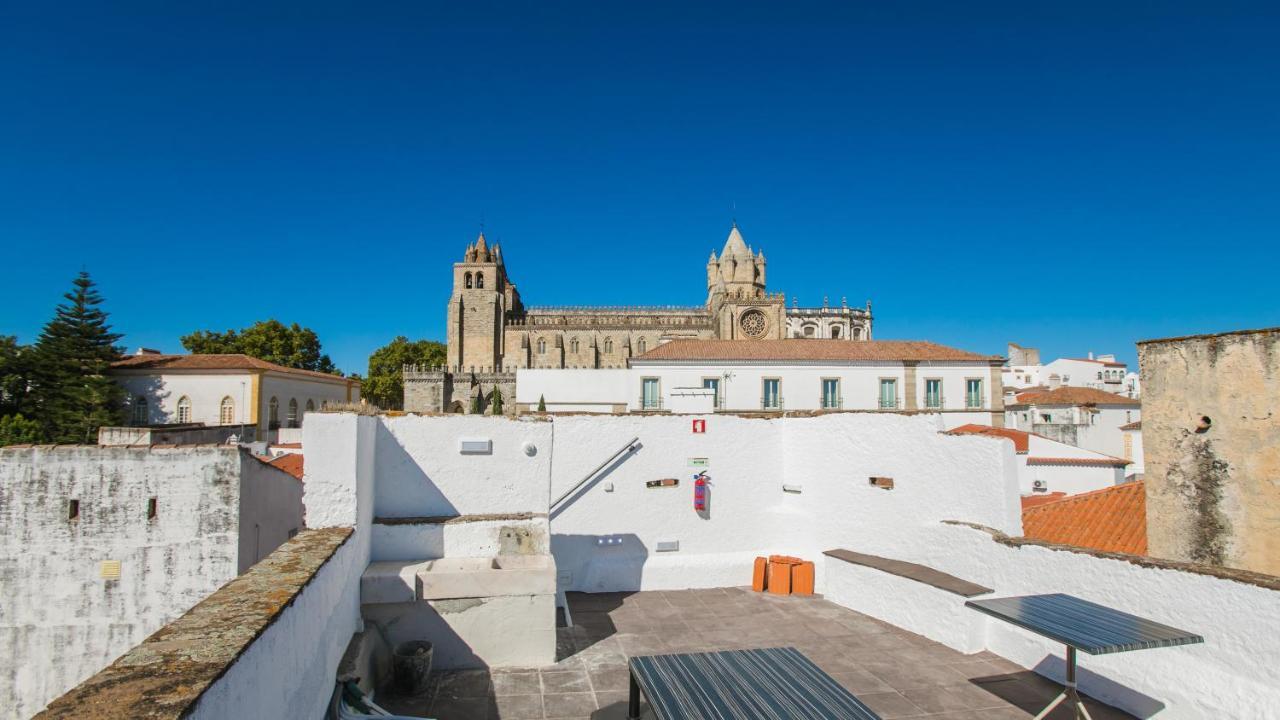 Casa Soure Suites And Apartments Evora Exterior photo